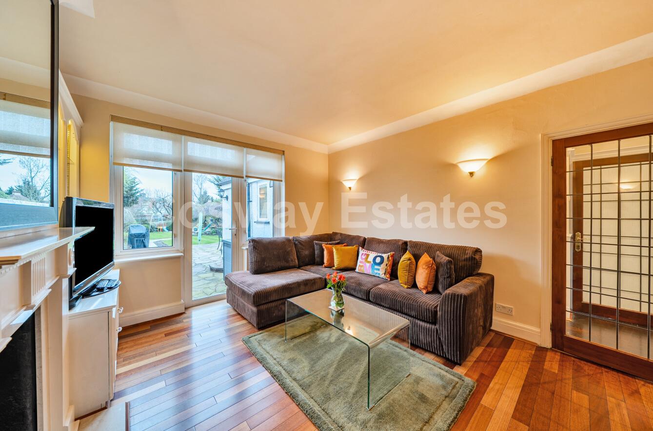 Marsh Lane, Mill Hill, NW7, London